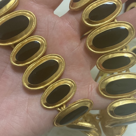 NWT Vintage Anne Klein brushed gold necklace, bracelet, earrings set of three! - Picture 8 of 16